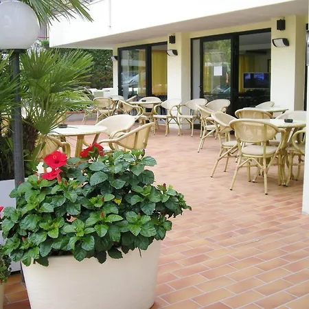 Costaverde فندق